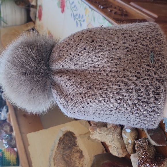 Golfing Taupe Colored w/Bling Angora Viscose Polyester Polyamide Knit Hat NWT - Picture 4 of 4